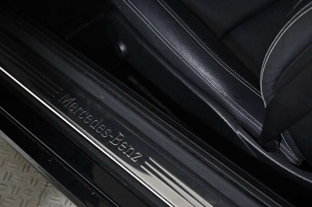 Used 2020 Mercedes-Benz SLC 300 image 19