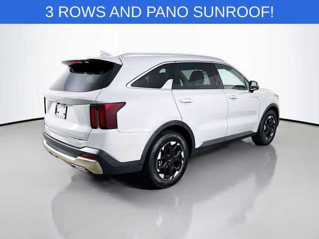 Used 2025 Kia Sorento S w/ Panoramic Sunroof Package image 5