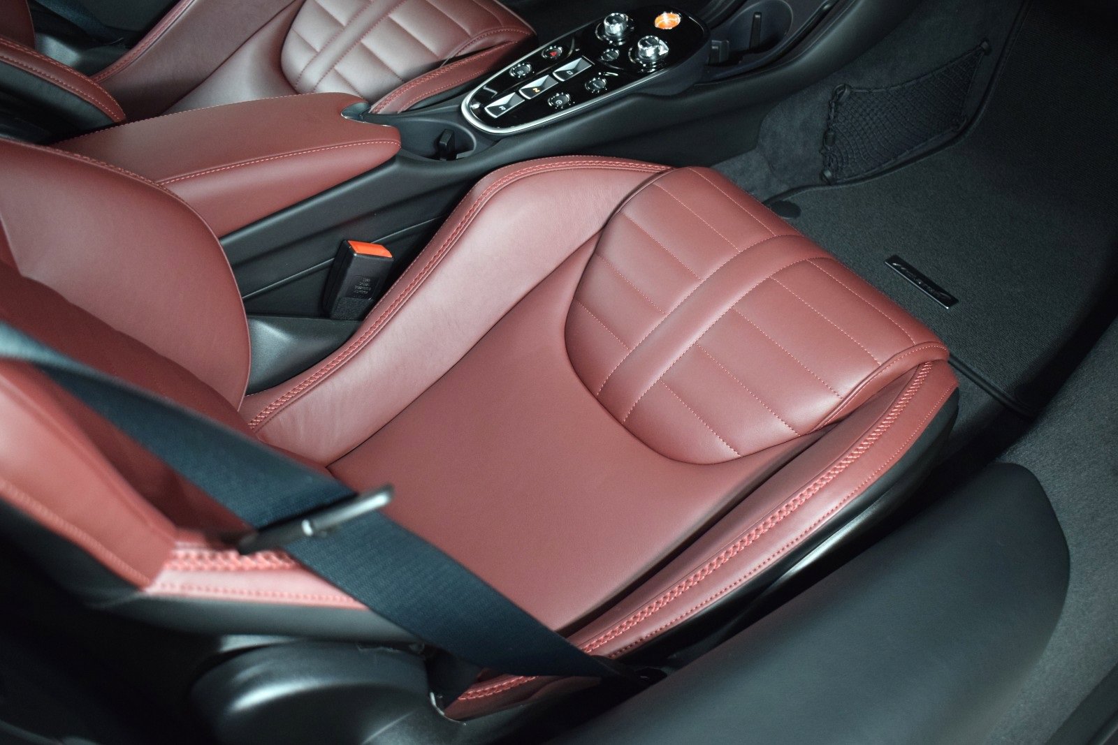 New 2026 McLaren GTS image 19