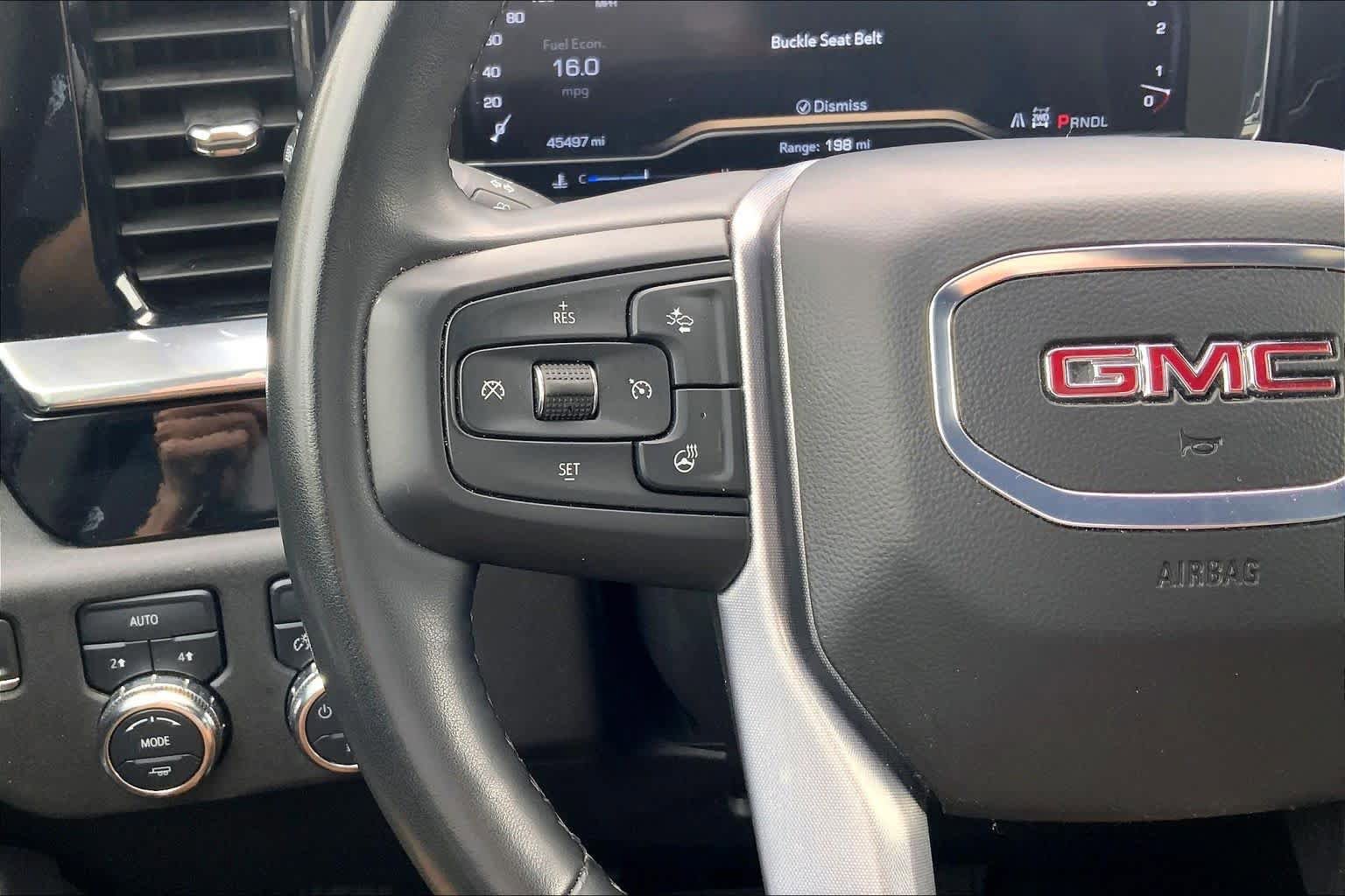 Used 2025 GMC Sierra 1500 SLT AWD/4WD image 23