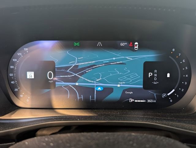 Used 2026 Volvo XC40 B5 Plus w/ Protection Package Premier image 15