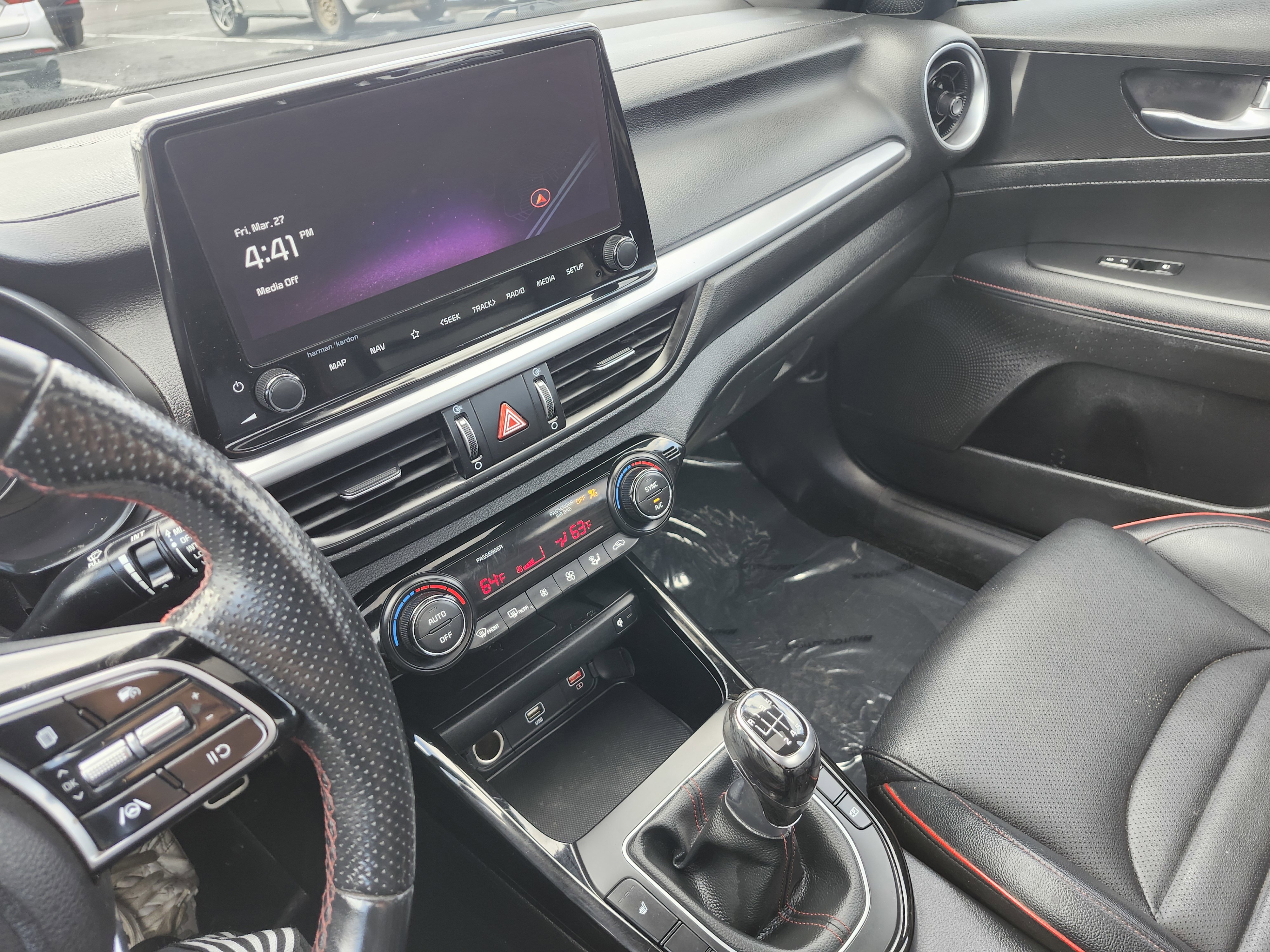 Used 2023 Kia Forte GT image 32