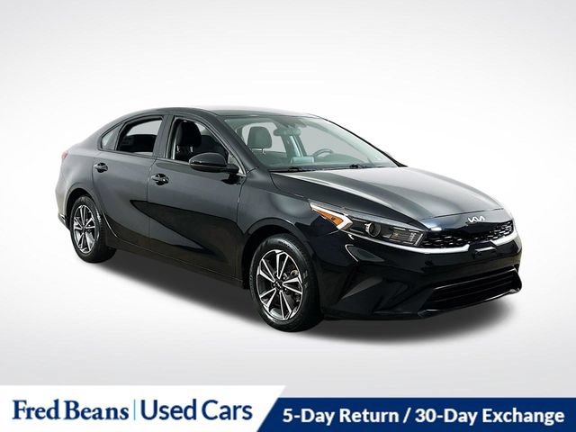 Used 2023 Kia Forte LXS FWD image 1