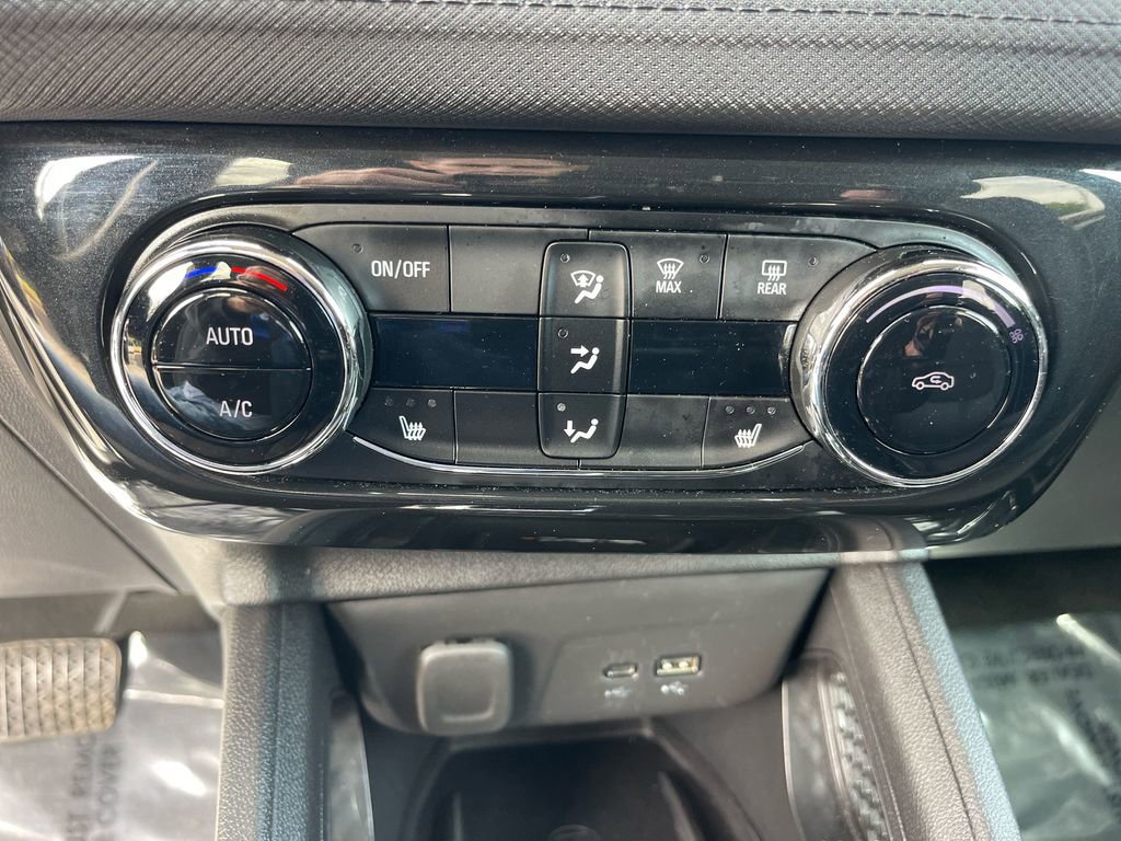 Used 2024 Chevrolet TrailBlazer LT w/ Convenience Package image 18