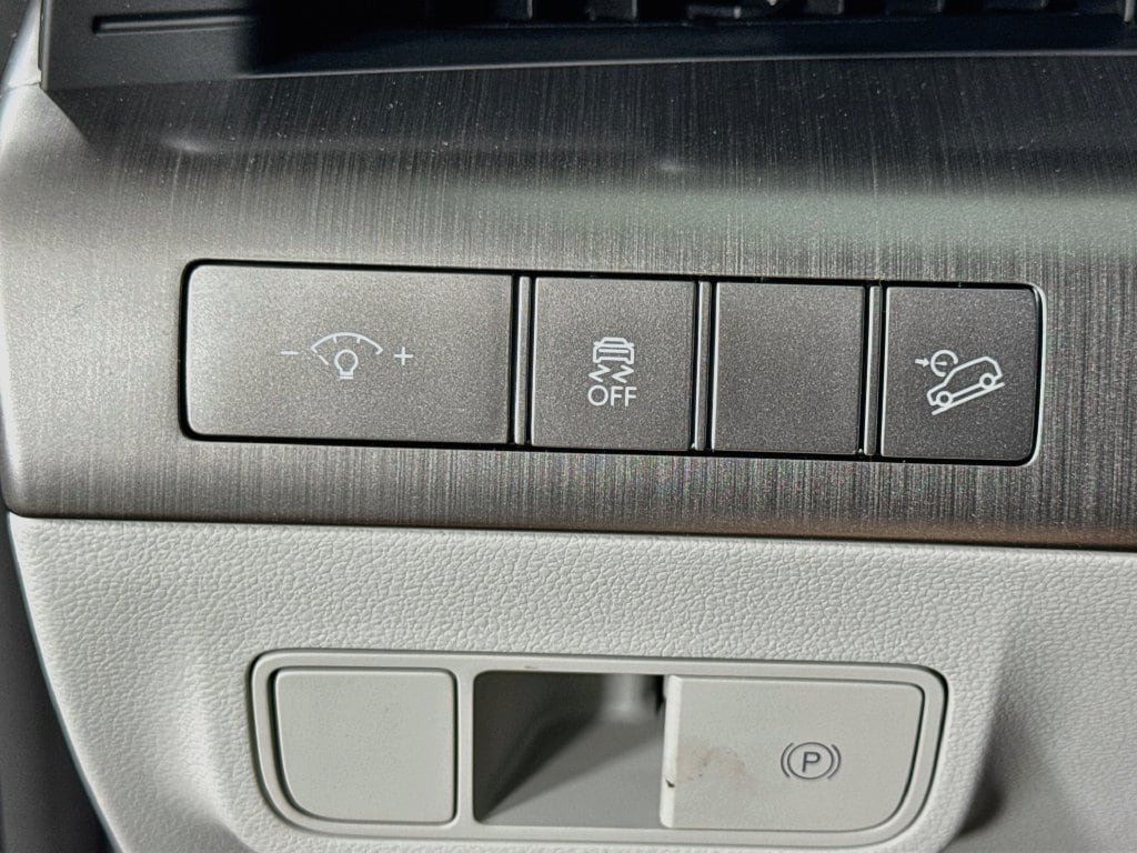 New 2027 Hyundai Kona SE AWD/4WD image 19
