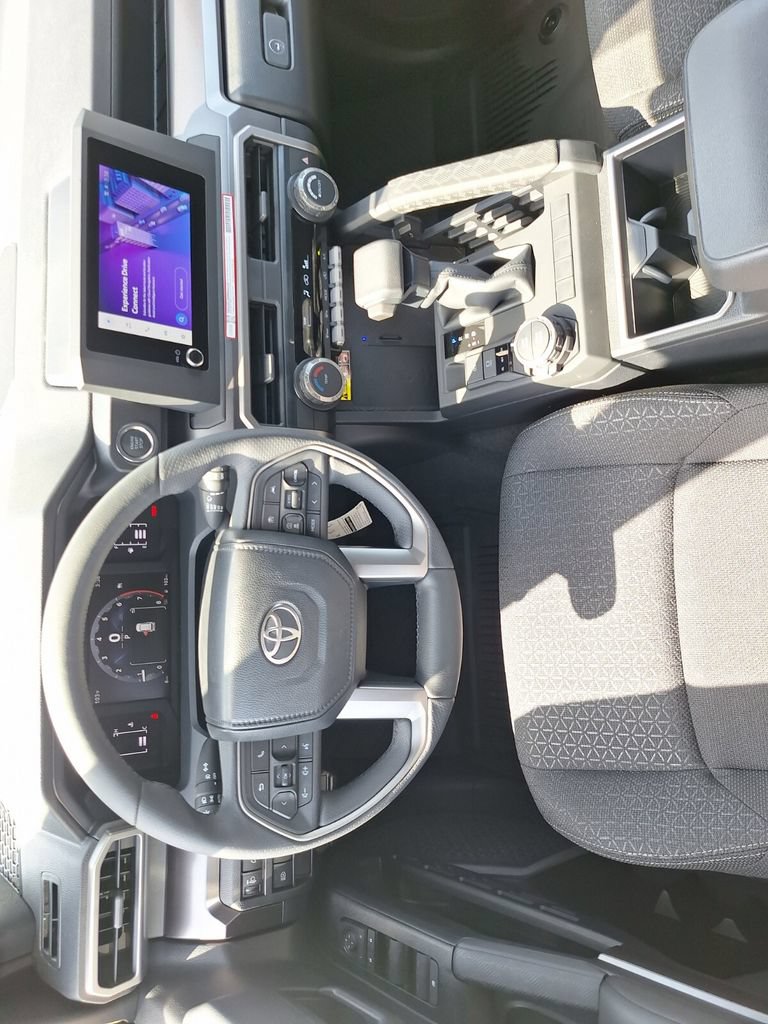 New 2026 Toyota 4Runner SR5 AWD/4WD image 10