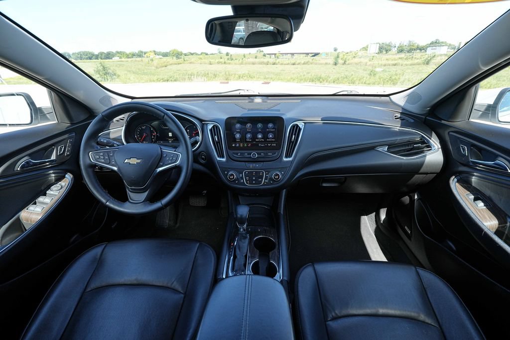 Used 2024 Chevrolet Malibu LT FWD image 28
