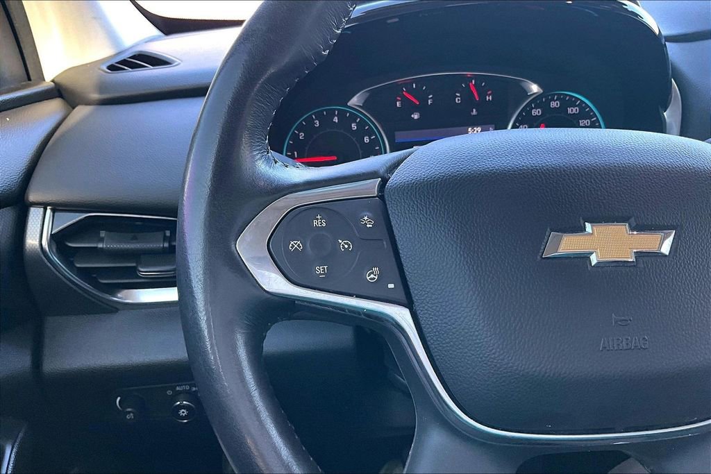 Used 2020 Chevrolet Traverse Premier w/ LPO, Black Accent Package AWD/4WD image 12