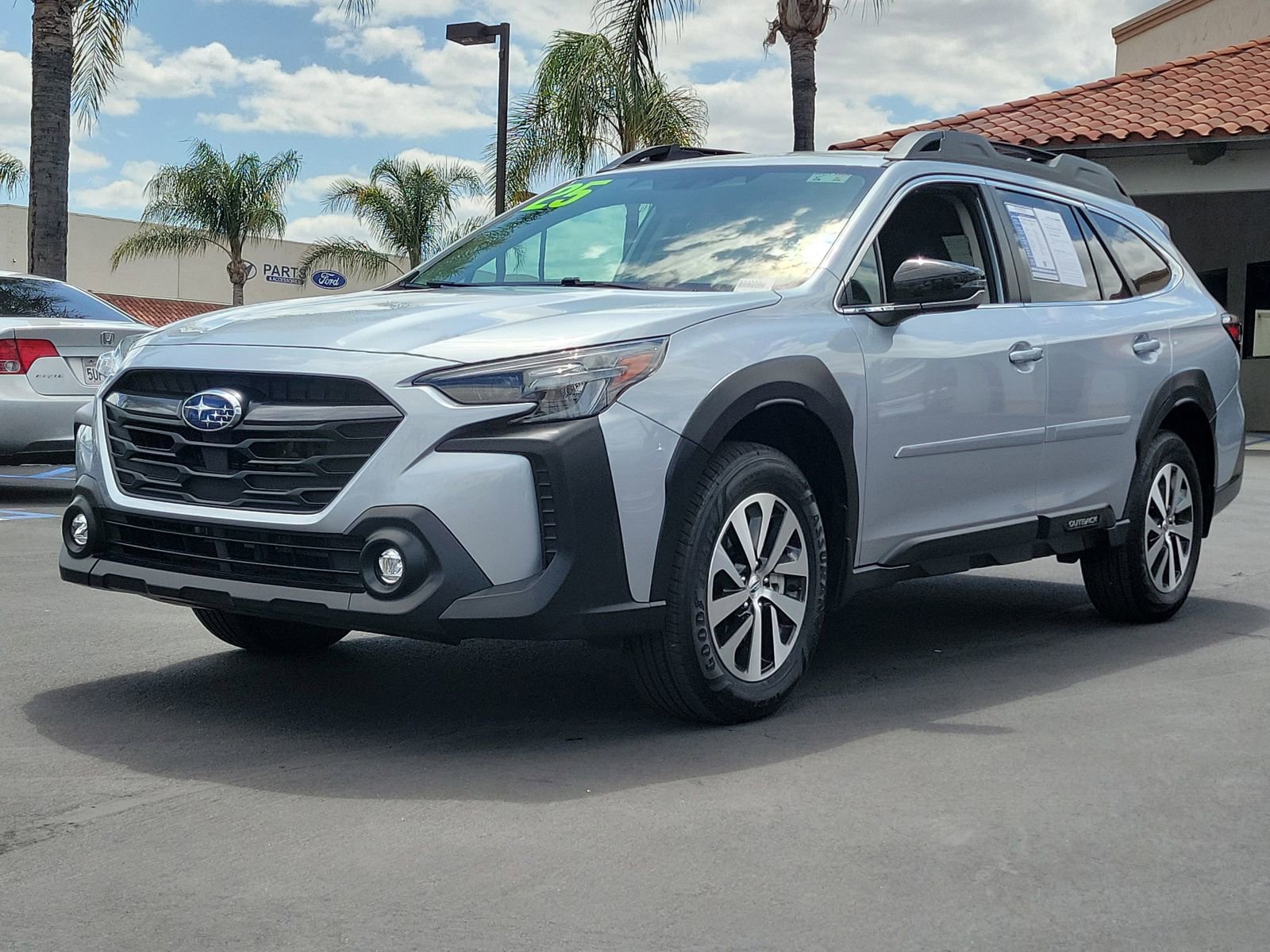 Used 2025 Subaru Outback Premium AWD/4WD image 5