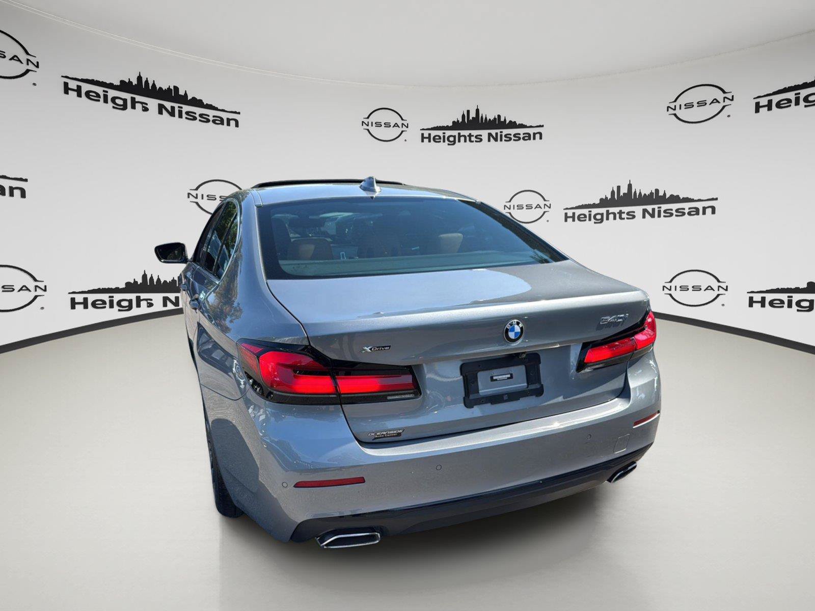 Used 2023 BMW 540i xDrive w/ Premium Package AWD/4WD image 5
