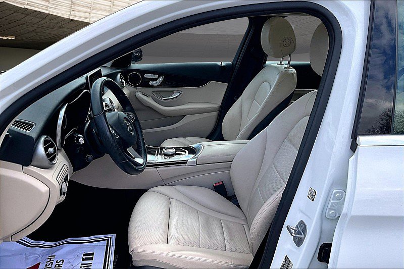 Used 2018 Mercedes-Benz C 300 Sedan w/ Premium Package image 24