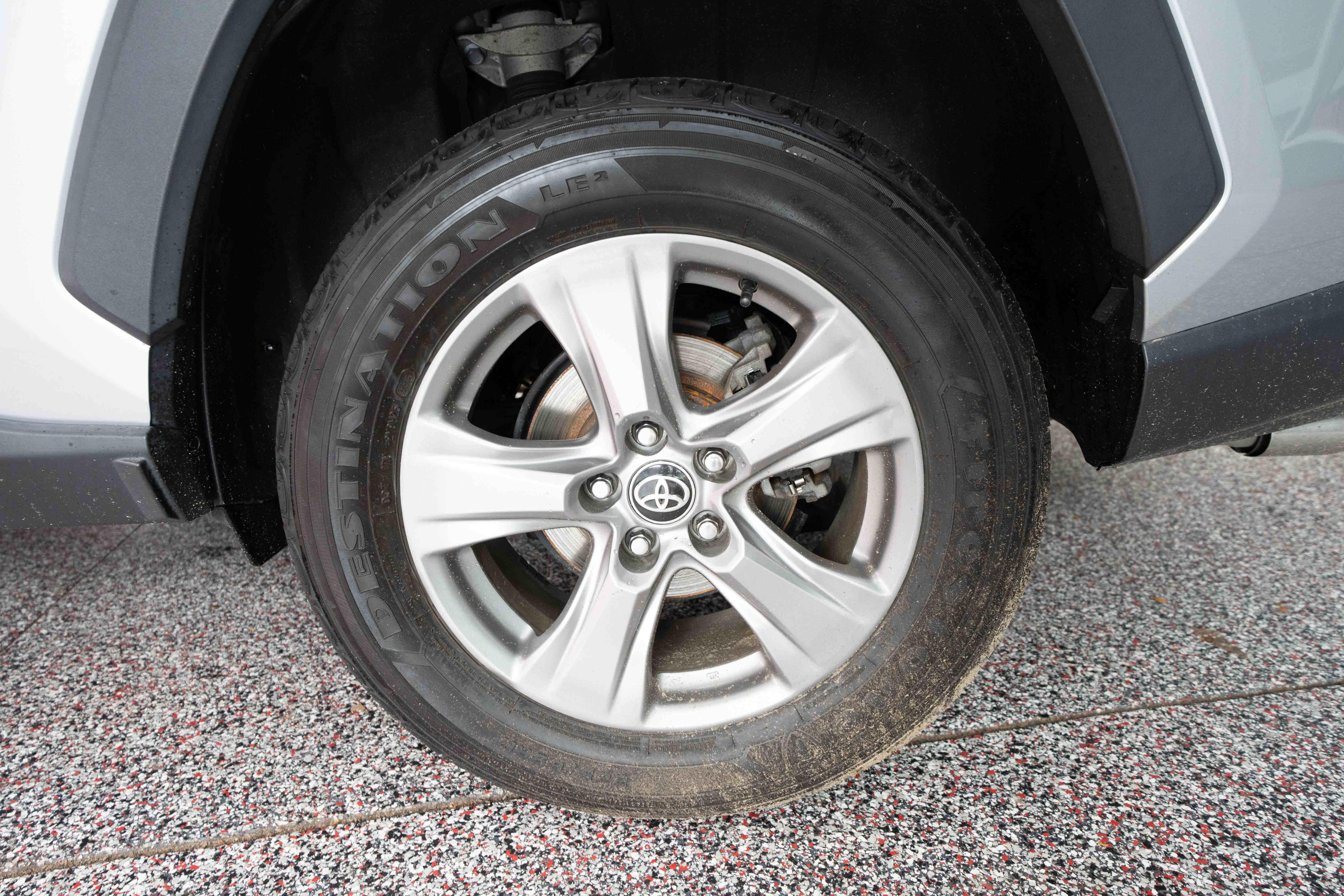 Used 2022 Toyota RAV4 XLE w/ Convenience Package AWD/4WD image 30