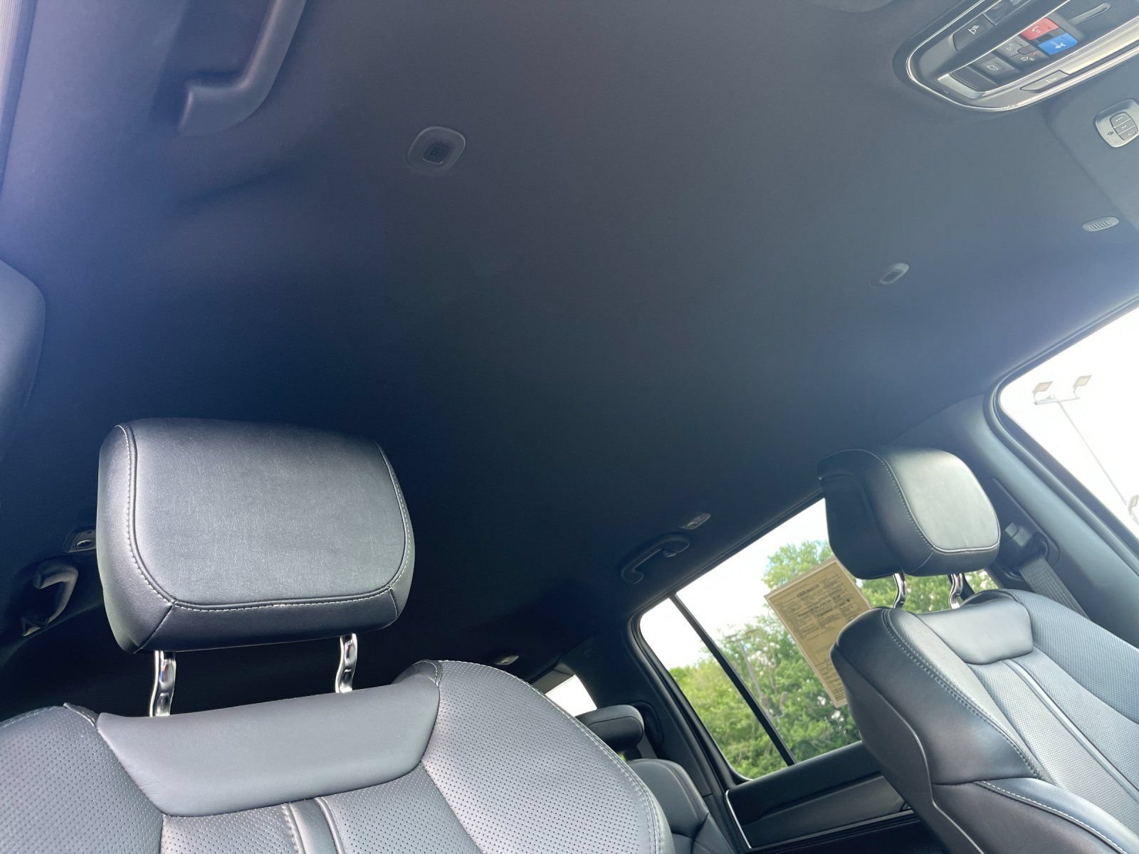 Used 2026 Jeep Grand Wagoneer Limited AWD/4WD image 19