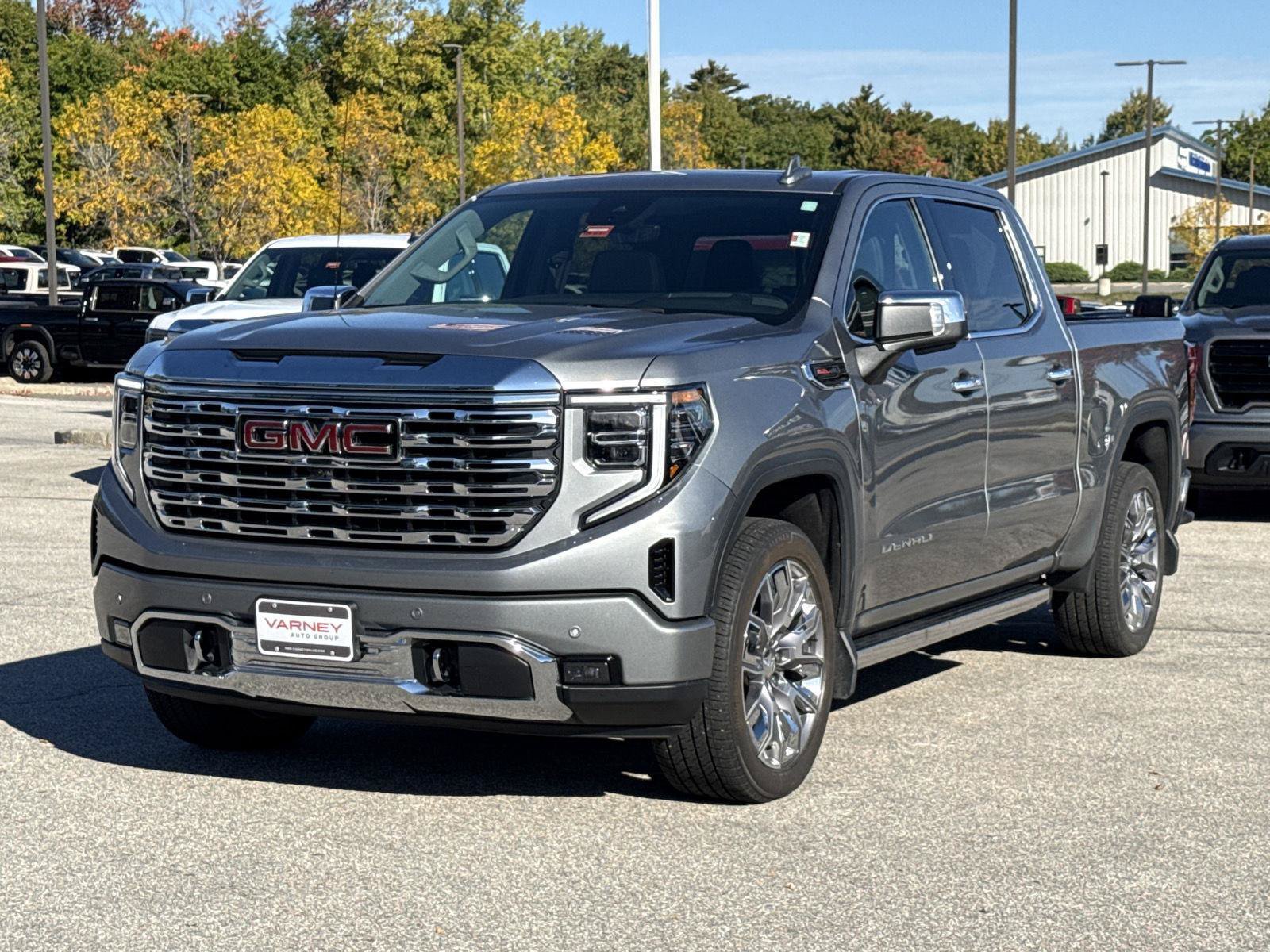 Used 2024 GMC Sierra 1500 Denali w/ Denali Reserve Package AWD/4WD image 1
