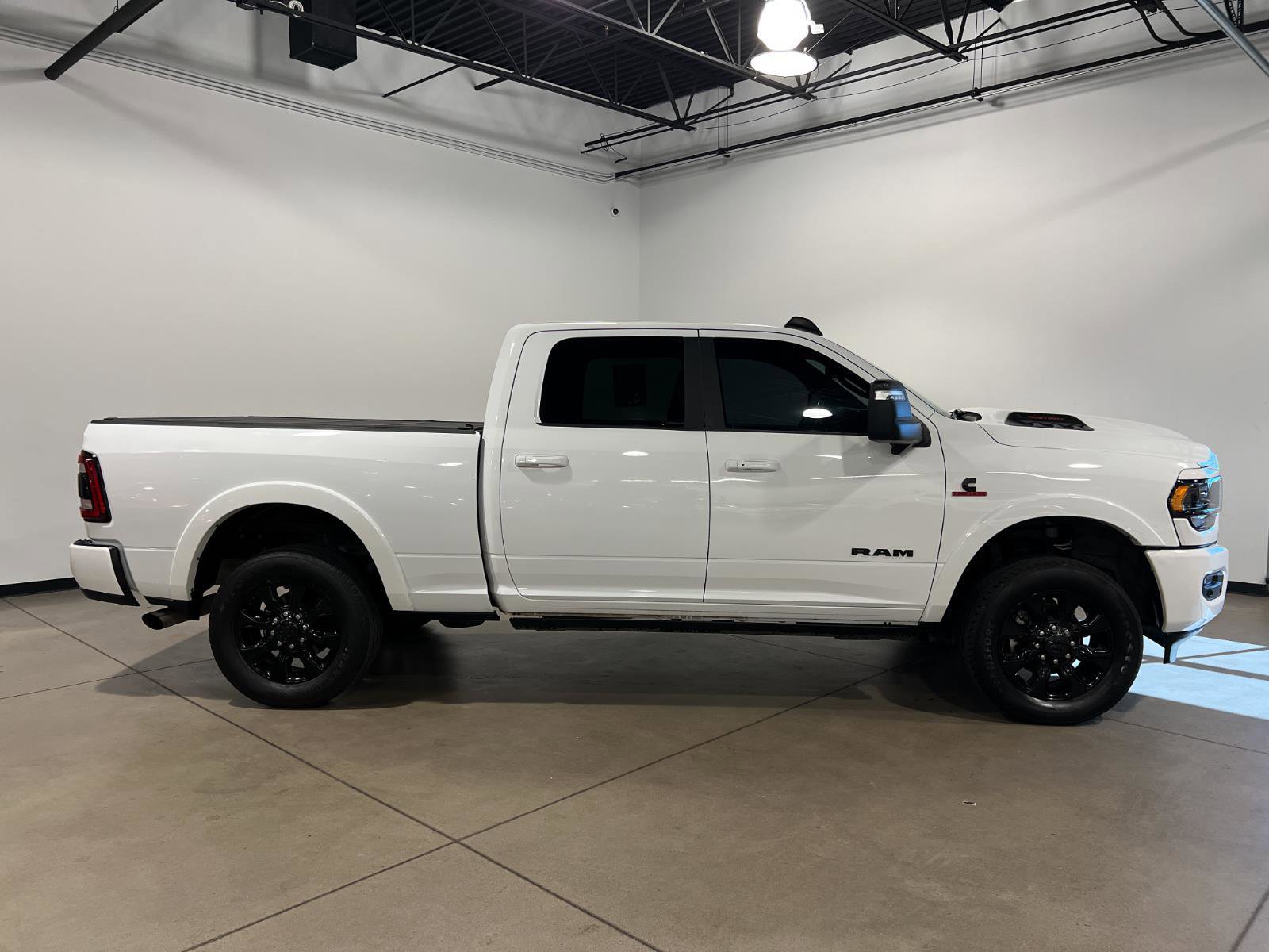 Used 2023 RAM 2500 Limited image 2