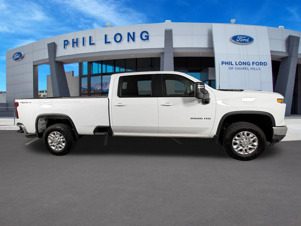 Used 2024 Chevrolet Silverado 3500 LT AWD/4WD image 6