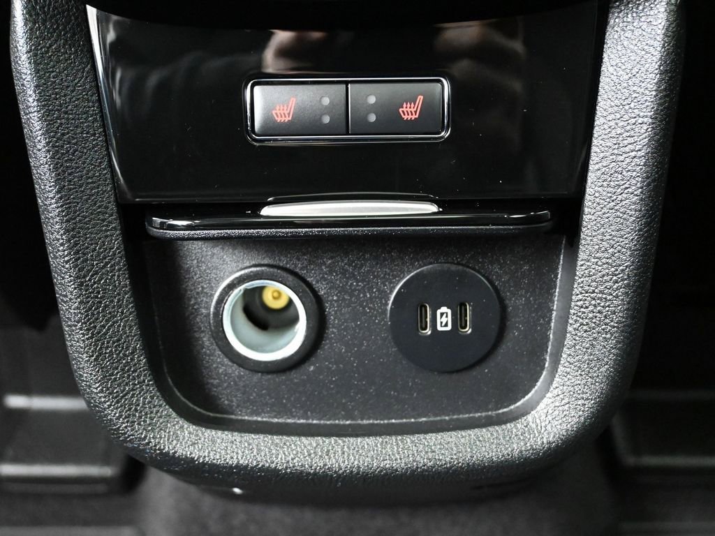 Used 2023 Lincoln Nautilus Reserve w/ Equipment Group 201A image 22