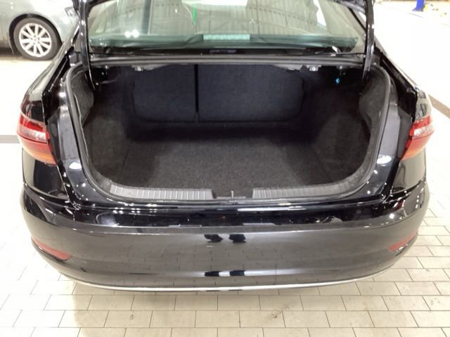 Used 2019 Volkswagen Jetta S w/ Driver Assistance Package FWD image 17