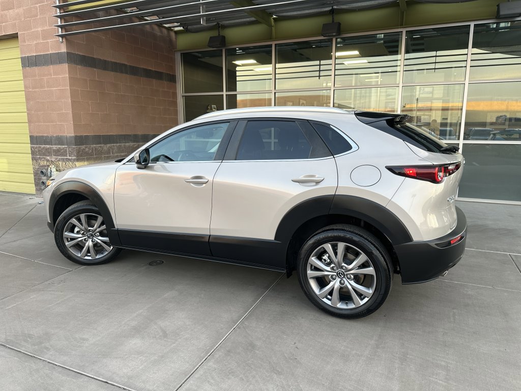 Used 2023 MAZDA CX-30 AWD 2.5 S w/ Select Package image 4