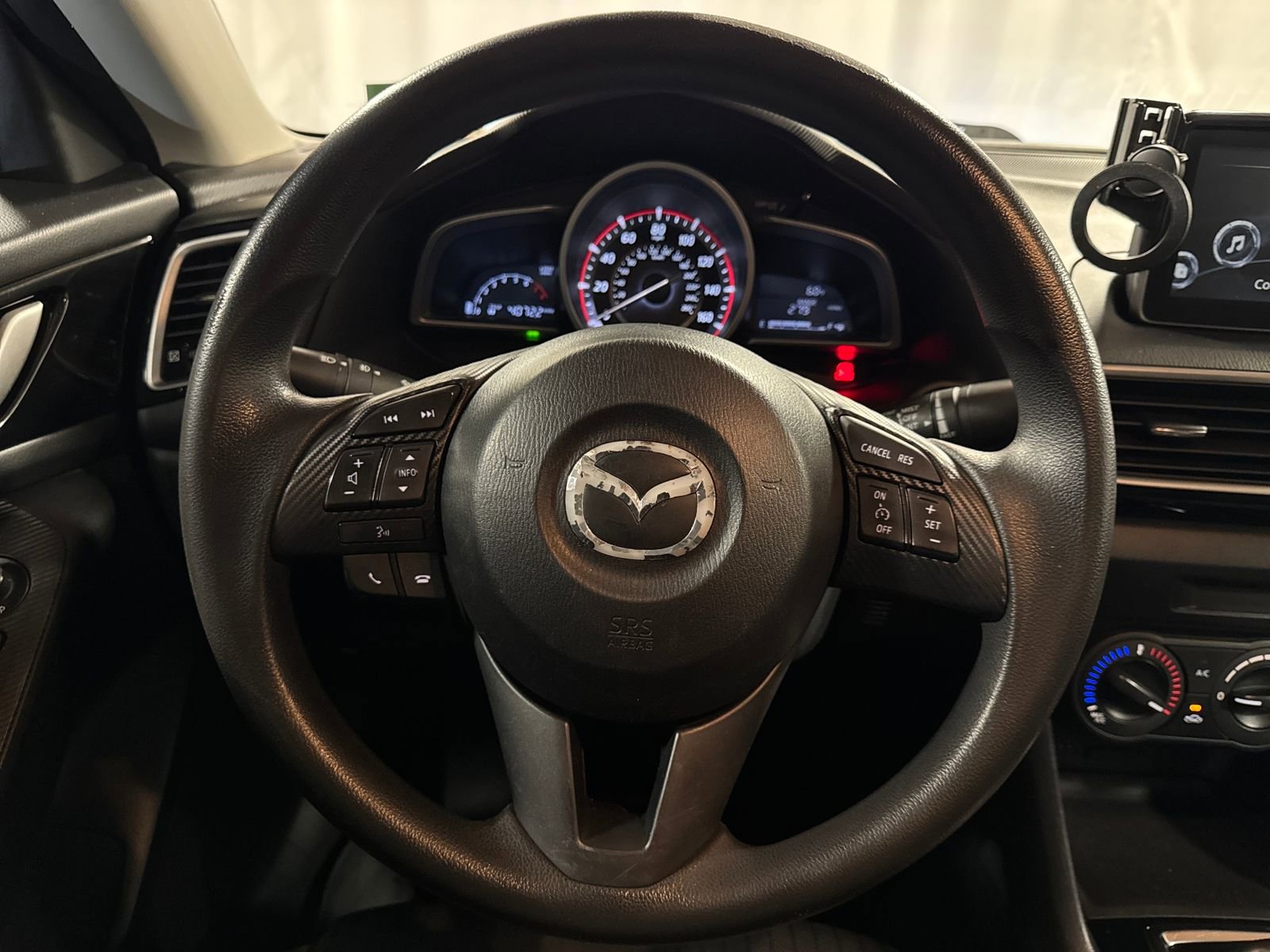 Used 2015 MAZDA MAZDA3 i Sport FWD image 22