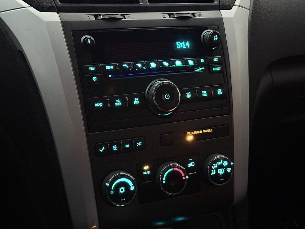 Used 2010 Chevrolet Traverse LT w/ Personal Connectivity Package FWD image 32