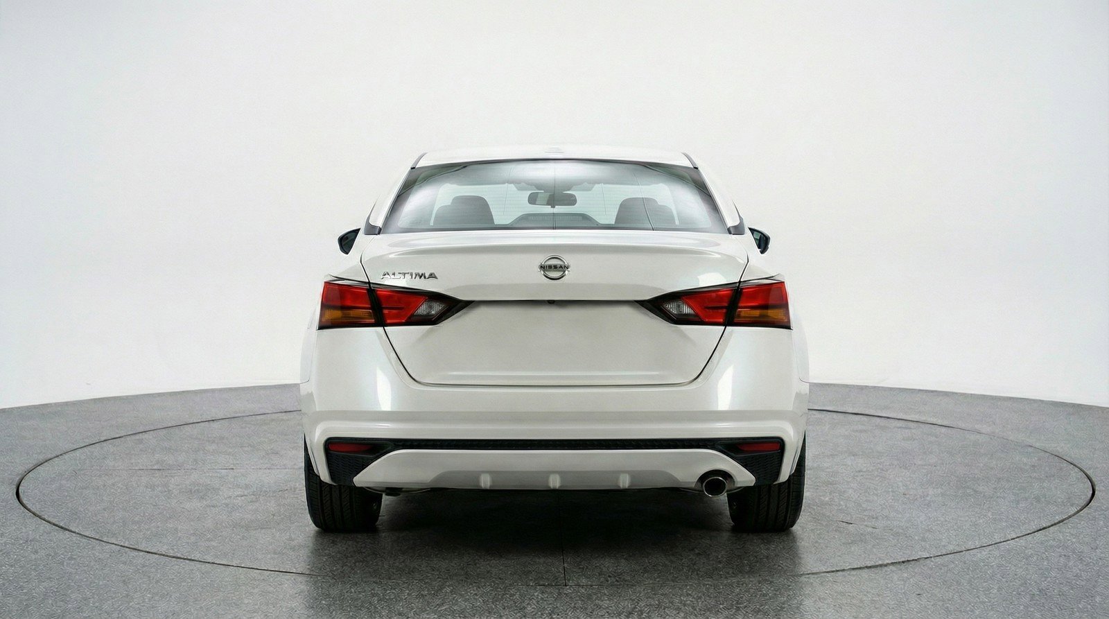 Used 2025 Nissan Altima 2.5 SV FWD image 7