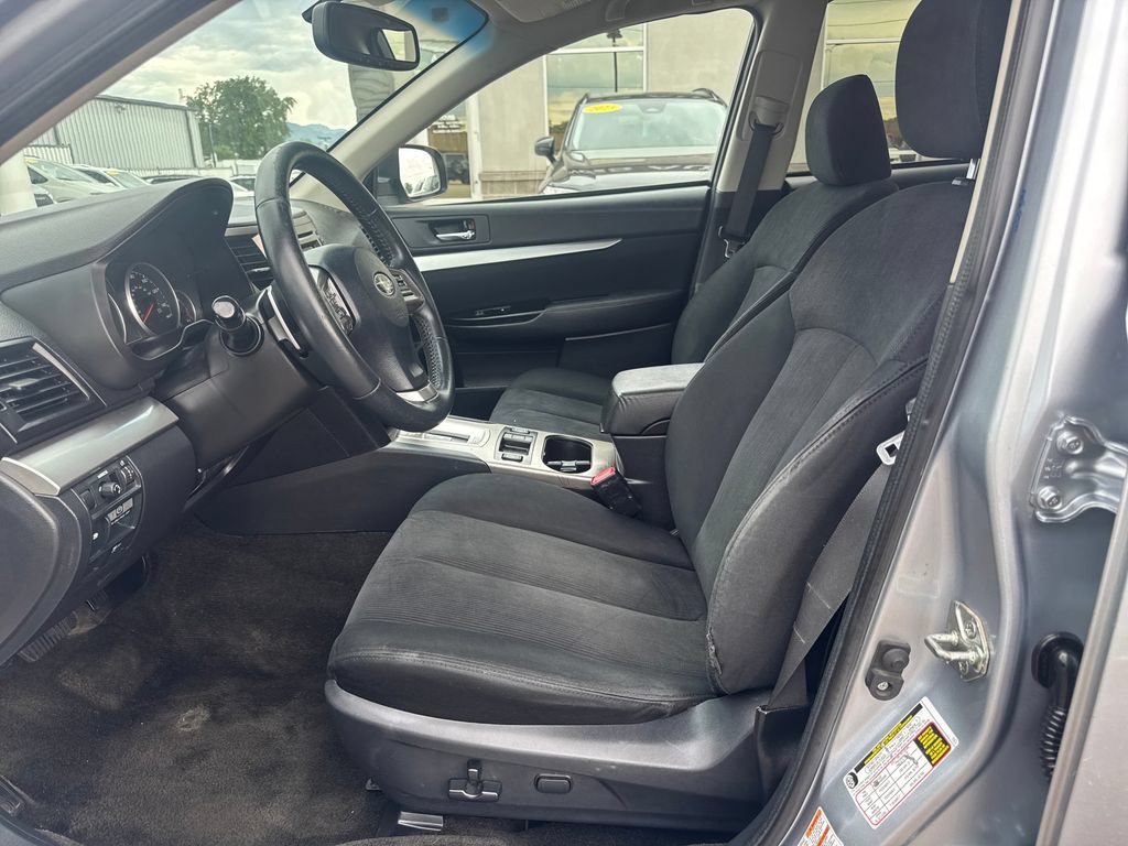 Used 2014 Subaru Outback 2.5i Premium AWD/4WD image 9