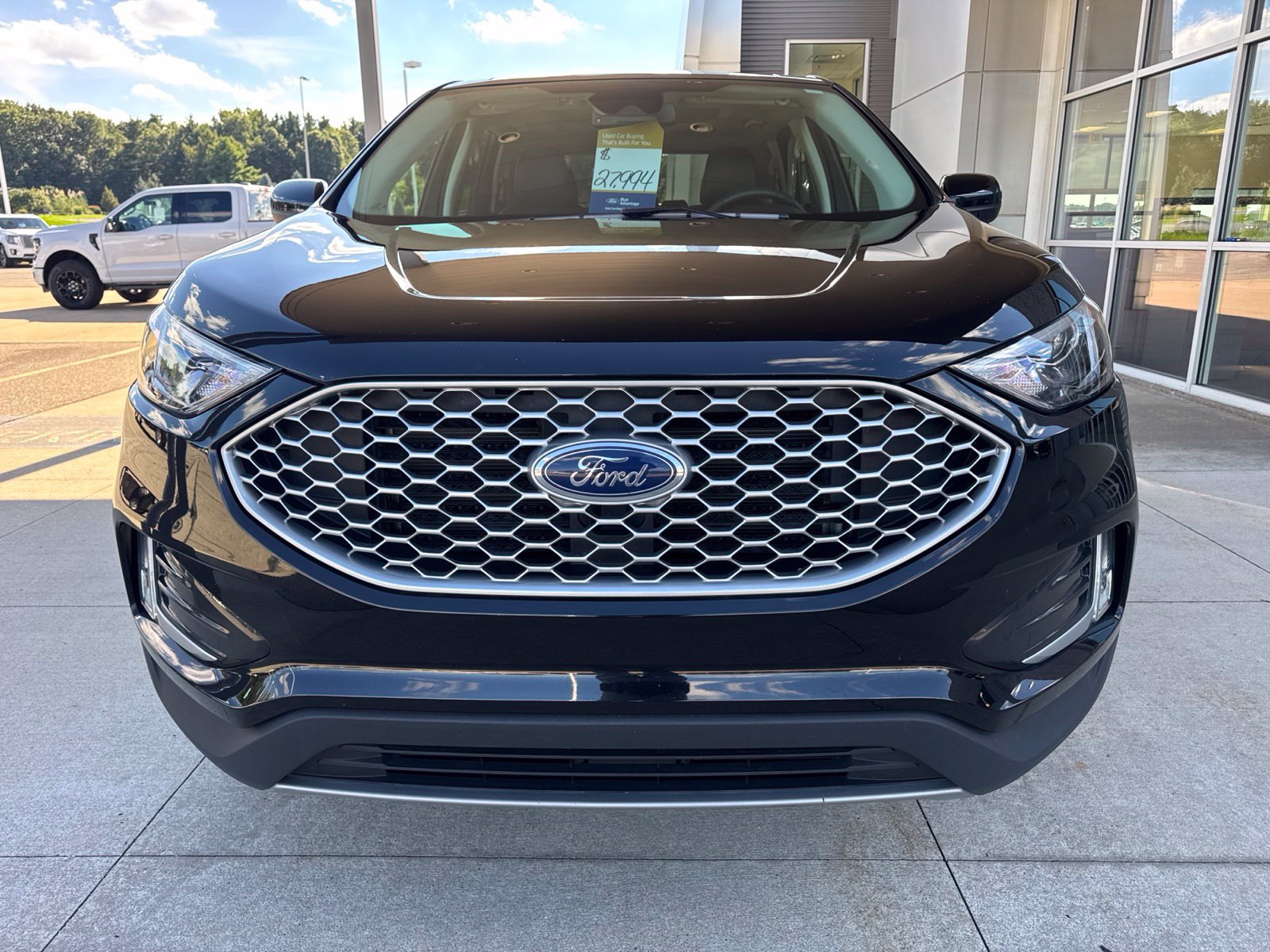 Certified 2024 Ford Edge SEL w/ Convenience Package AWD/4WD image 11