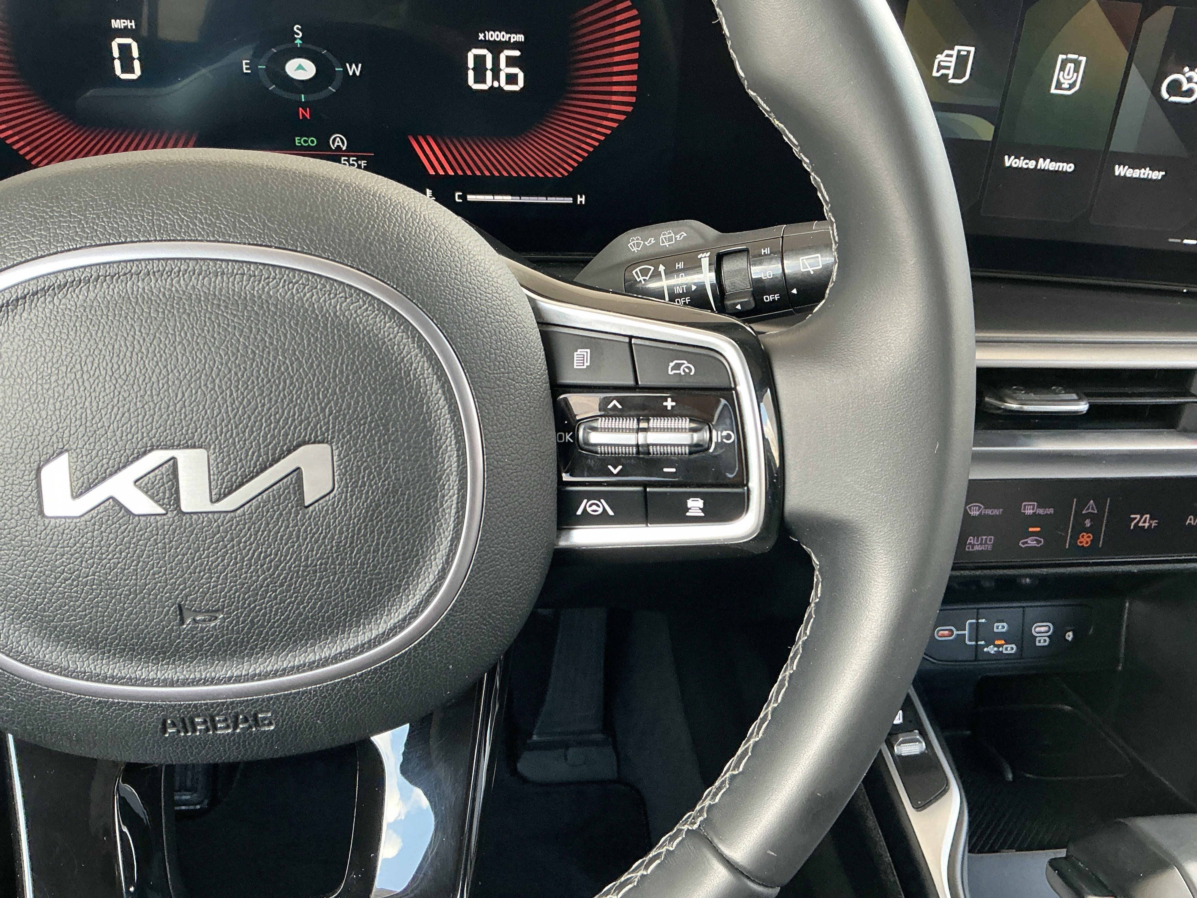 Used 2024 Kia Sorento S image 13
