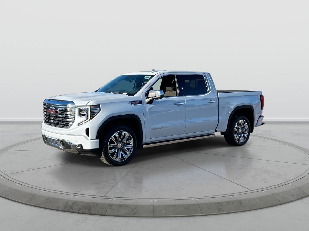 Used 2026 GMC Sierra 1500 Denali AWD/4WD image 4