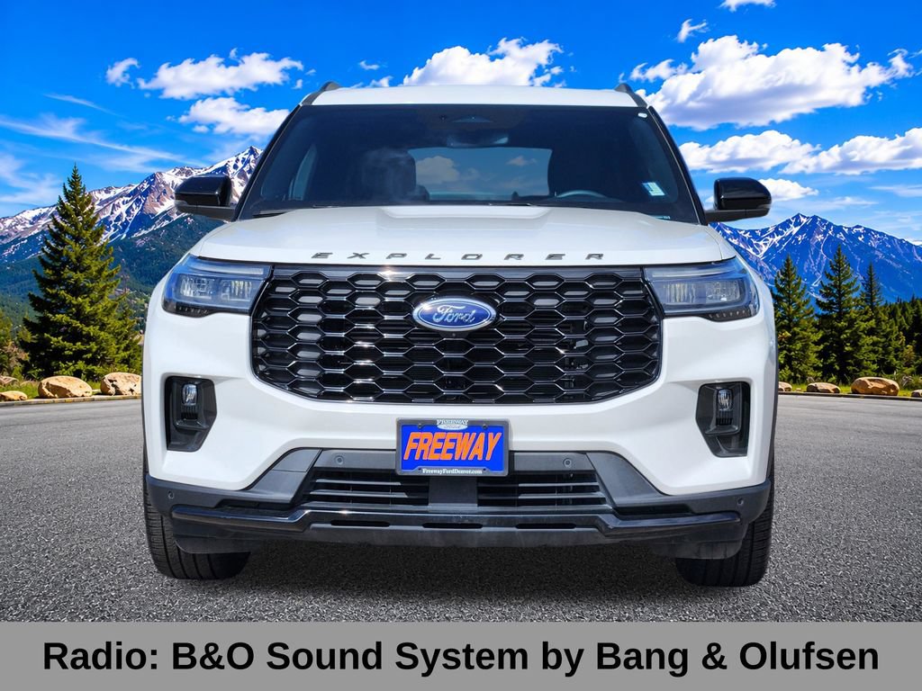 Used 2025 Ford Explorer ST-Line w/ Premium Package AWD/4WD image 7