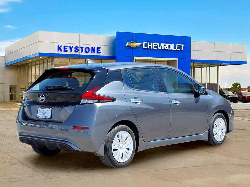 Used 2025 Nissan Leaf S FWD image 7