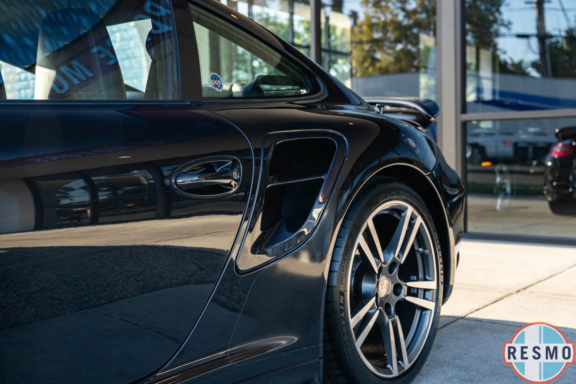 Used 2010 Porsche 911 Turbo AWD/4WD image 40