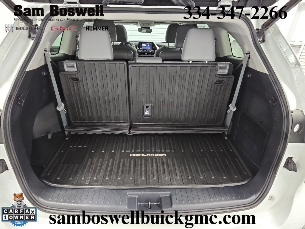 Used 2022 Toyota Highlander XLE FWD image 32