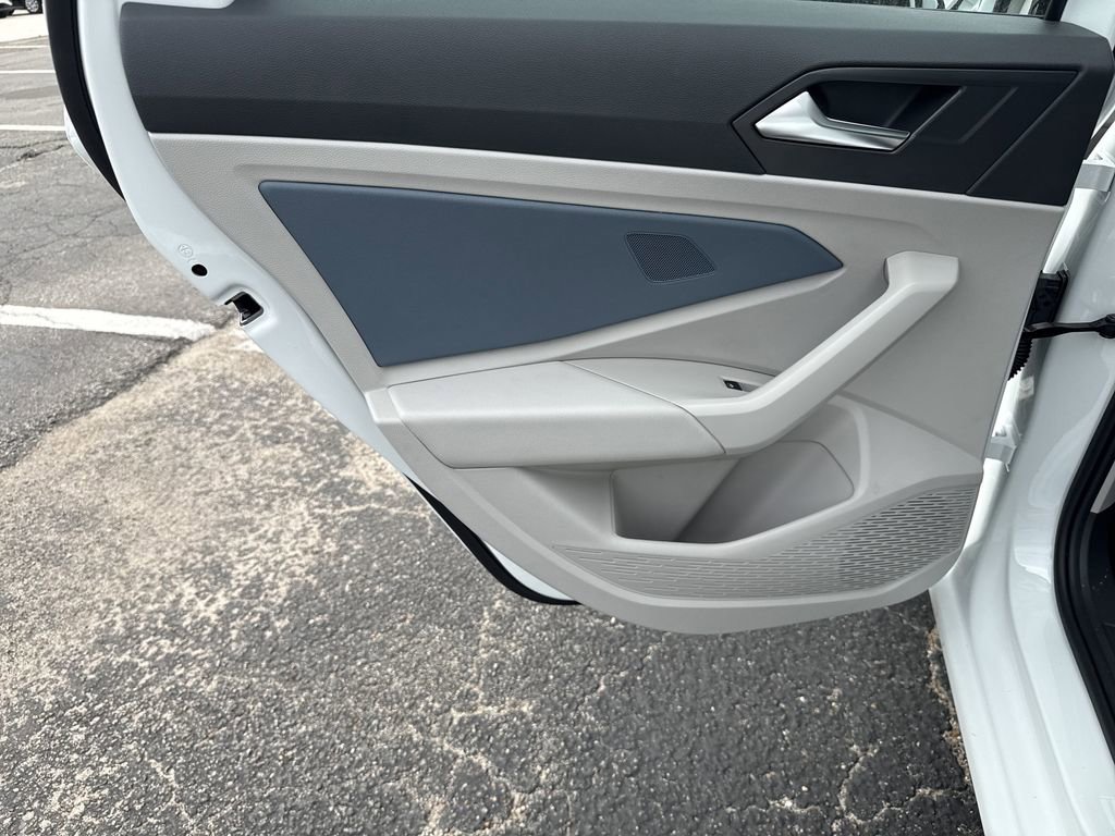 New 2026 Volkswagen Jetta SE FWD image 23
