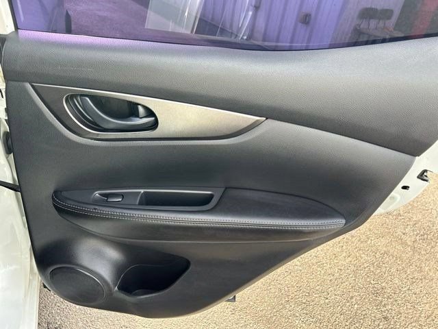 Used 2022 Nissan Rogue Sport S FWD image 47