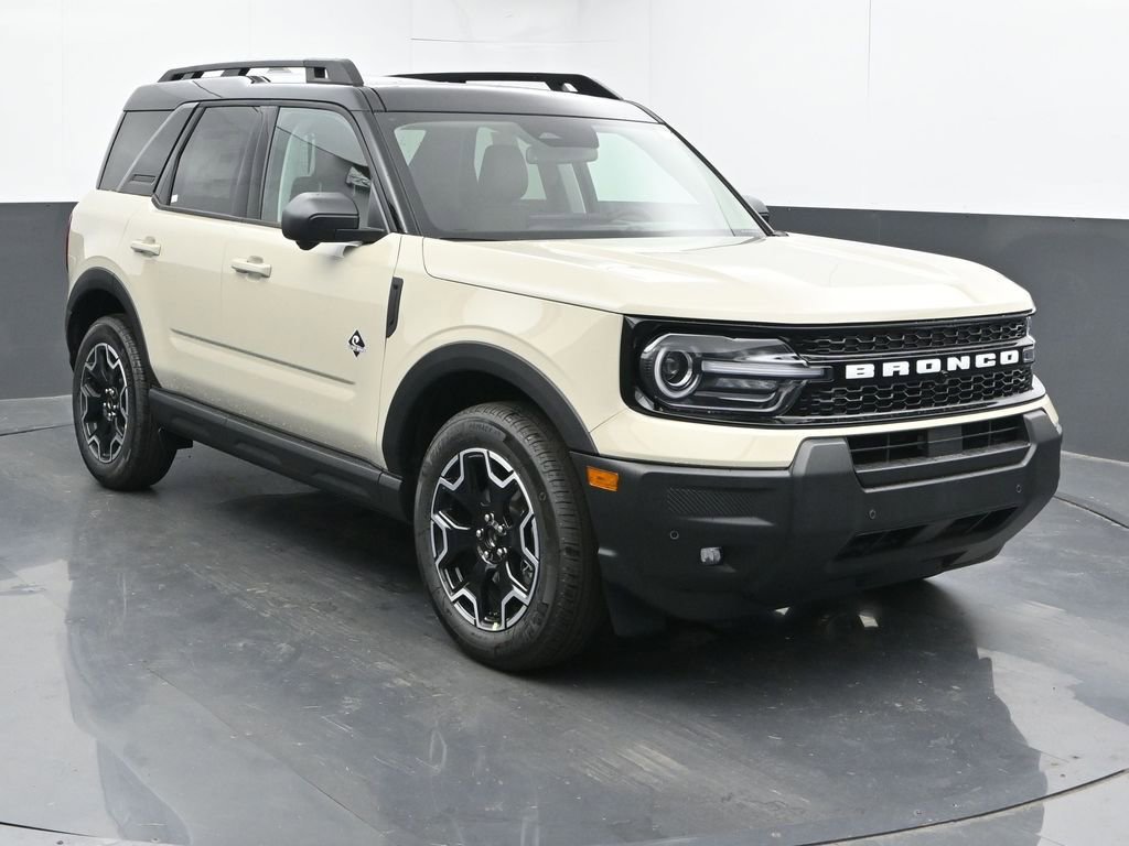 New 2025 Ford Bronco Sport Outer Banks w/ Outer Banks Tech Package+ image 2