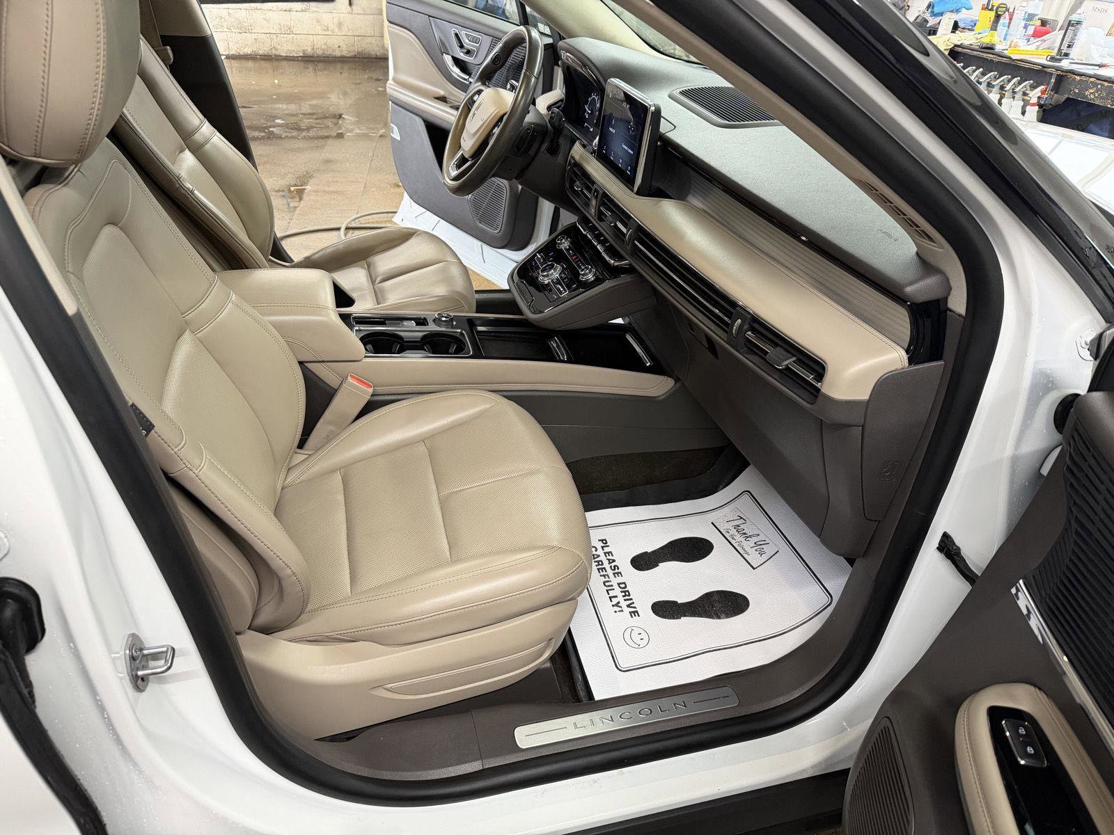 Used 2020 Lincoln Corsair FWD image 27