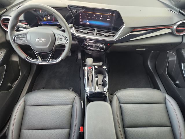 Used 2025 Chevrolet Trax RS w/ Driver Confidence Package FWD image 27