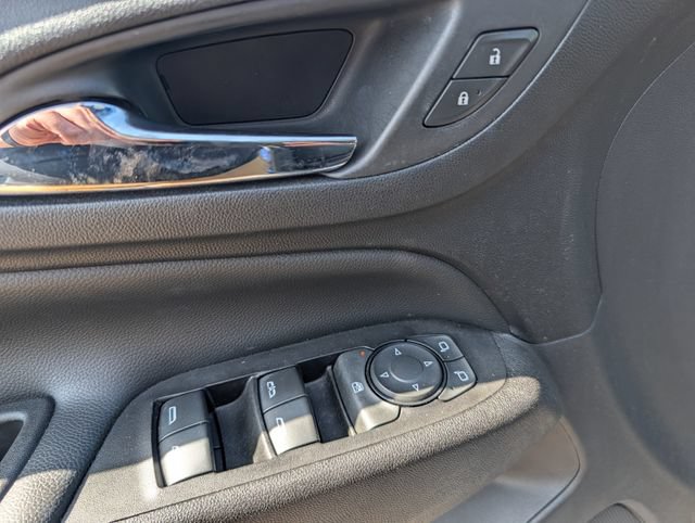 Used 2020 Chevrolet Equinox LT AWD/4WD image 18