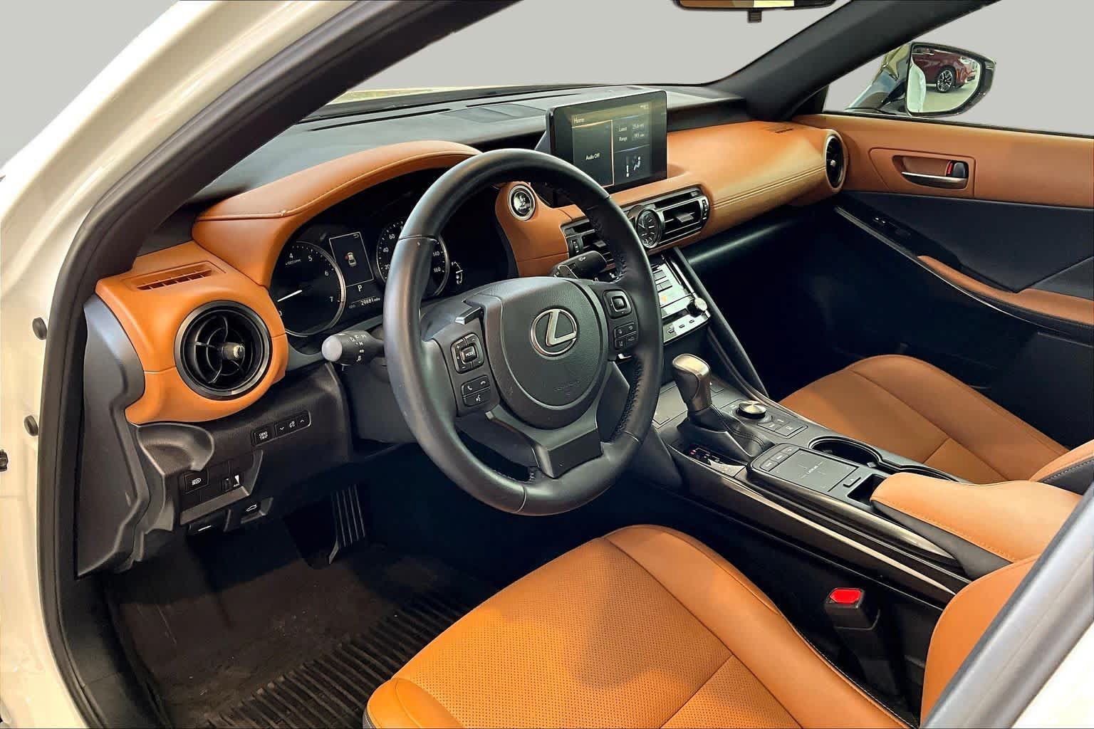 Used 2024 Lexus IS 350 F Sport RWD image 19