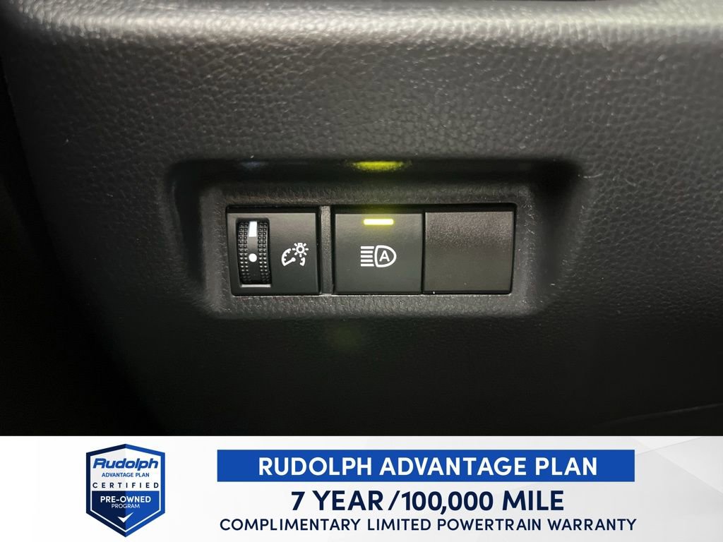 Used 2024 Toyota RAV4 LE image 39