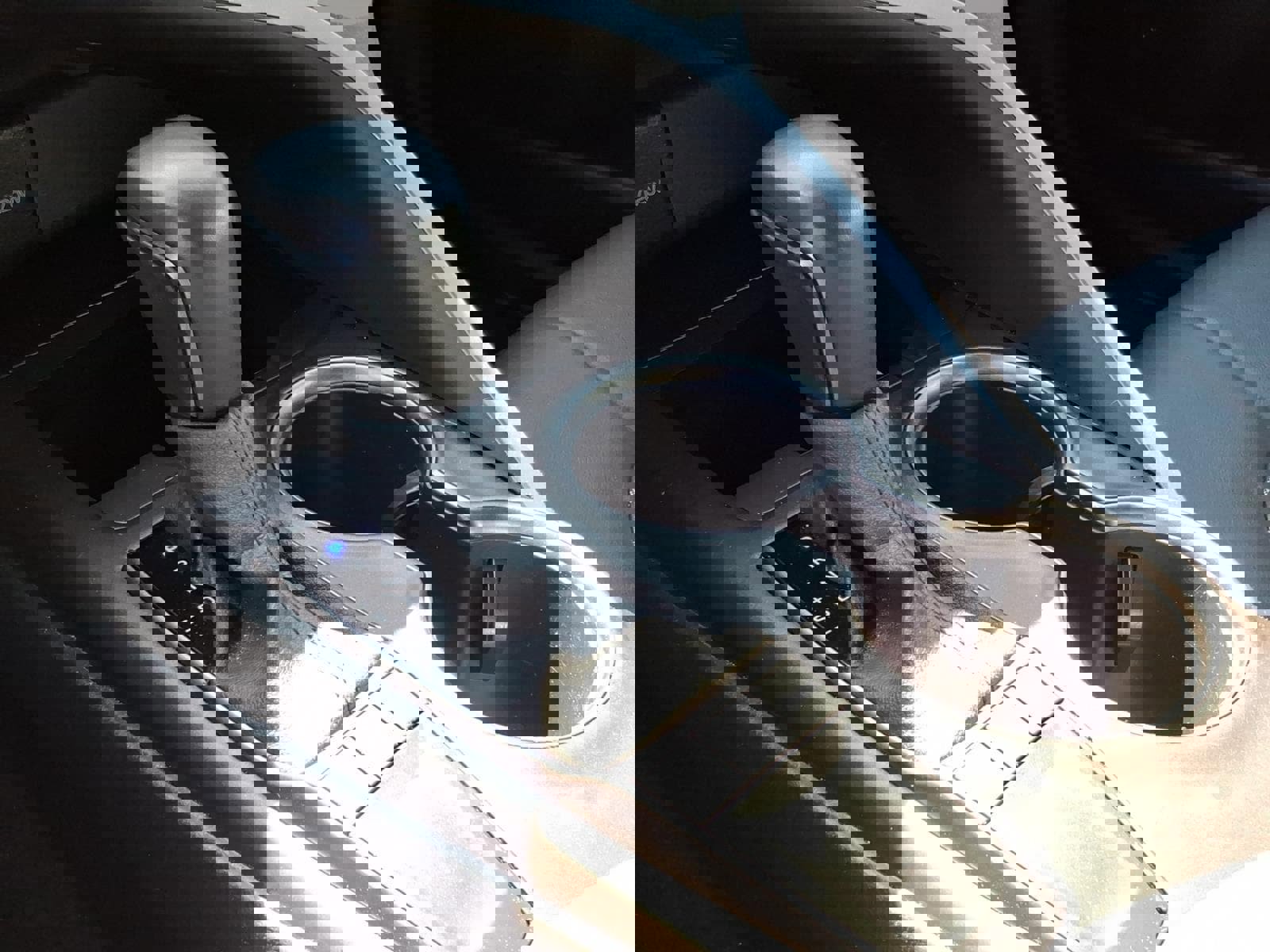 Used 2024 Toyota Camry SE image 17