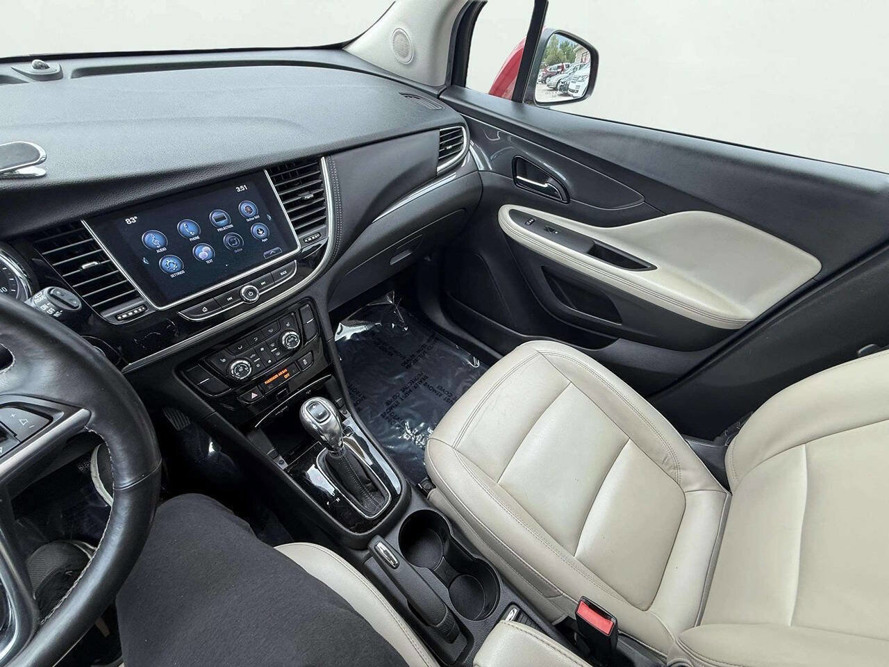Used 2017 Buick Encore Essence FWD image 18