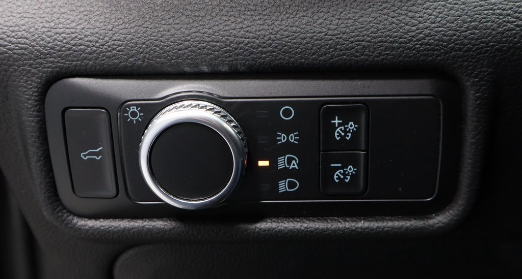 Certified 2021 Ford Explorer XLT image 27