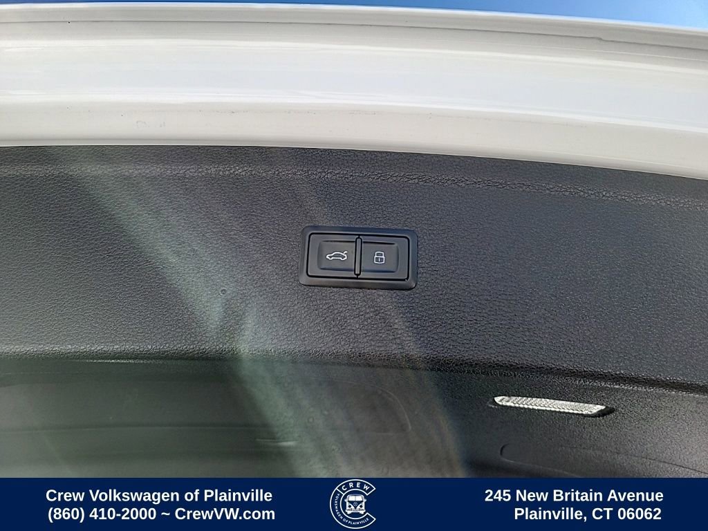 Used 2018 Audi SQ5 Premium Plus w/ S Sport Package image 56