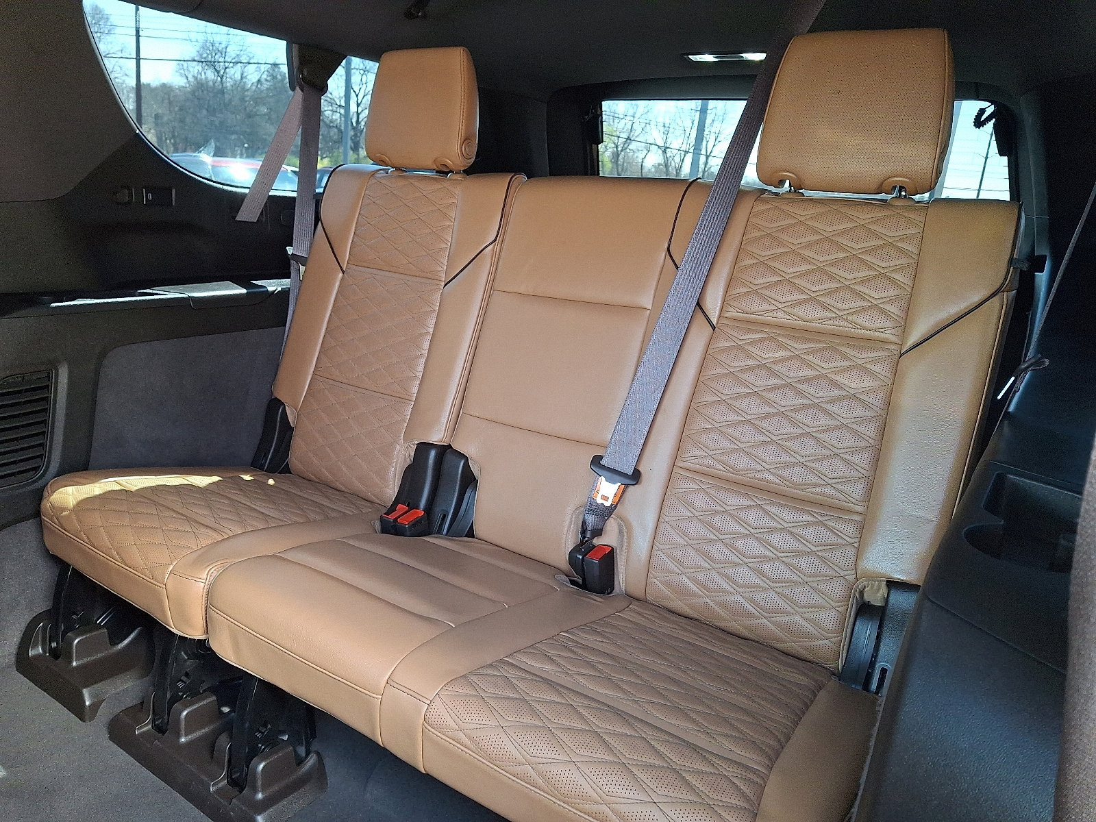 Used 2022 Cadillac Escalade ESV Sport w/ Touring Package AWD/4WD image 11