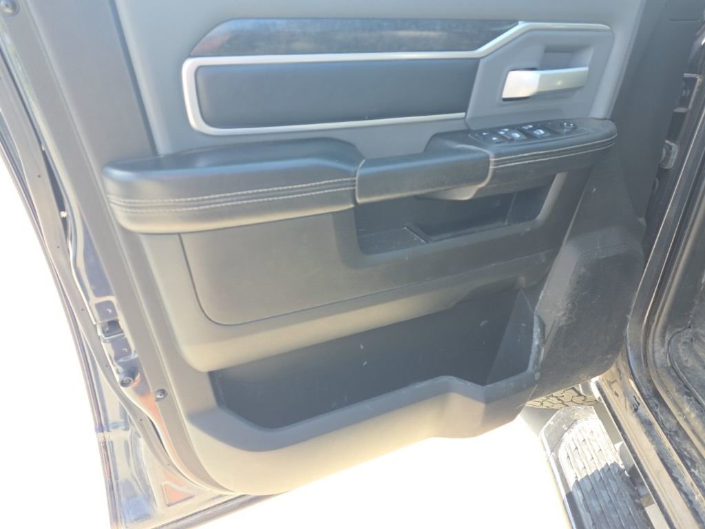 Used 2019 RAM 2500 Big Horn AWD/4WD image 9