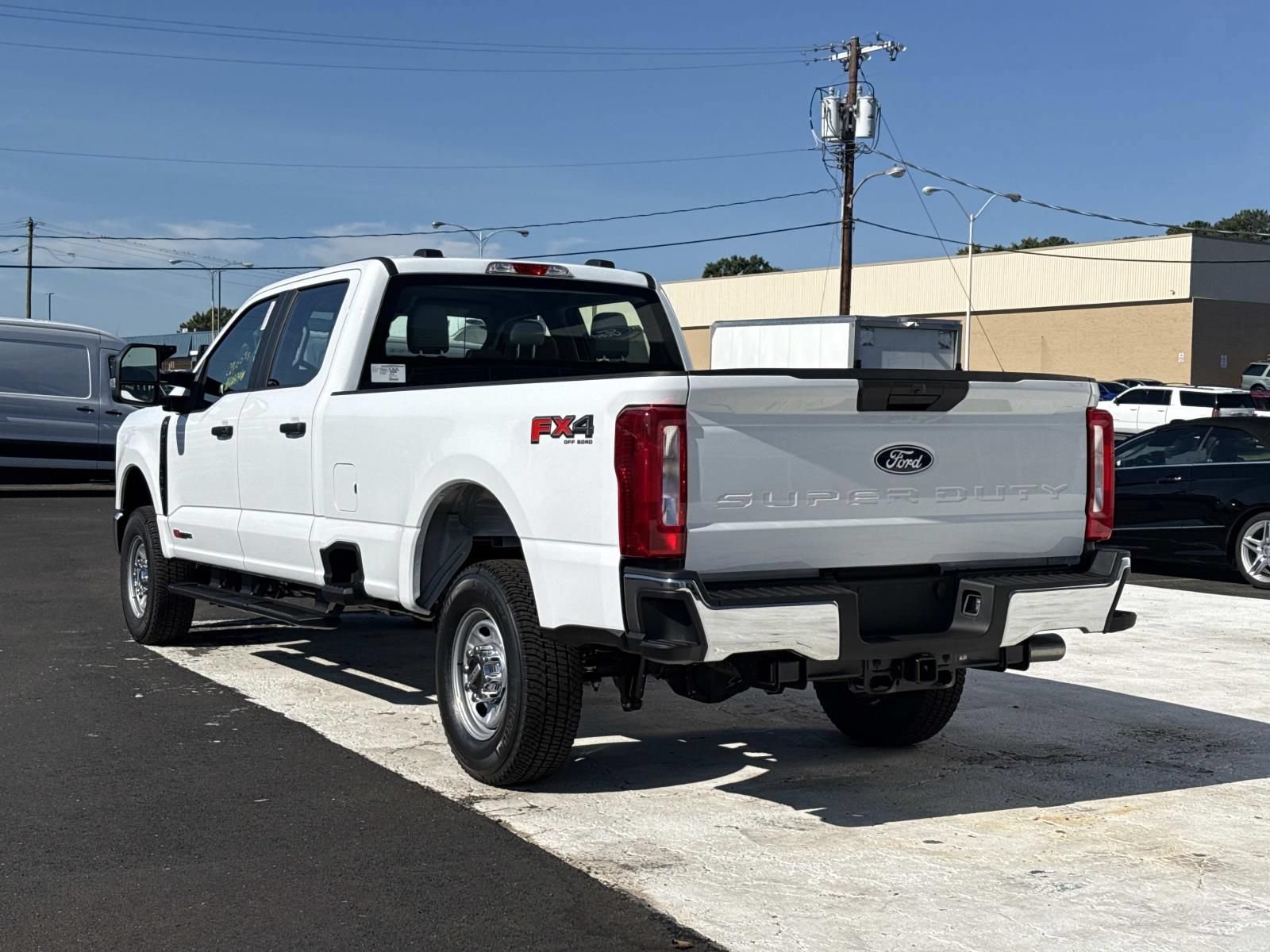 New 2027 Ford F250 XL w/ XL Driver Assist Package AWD/4WD image 5