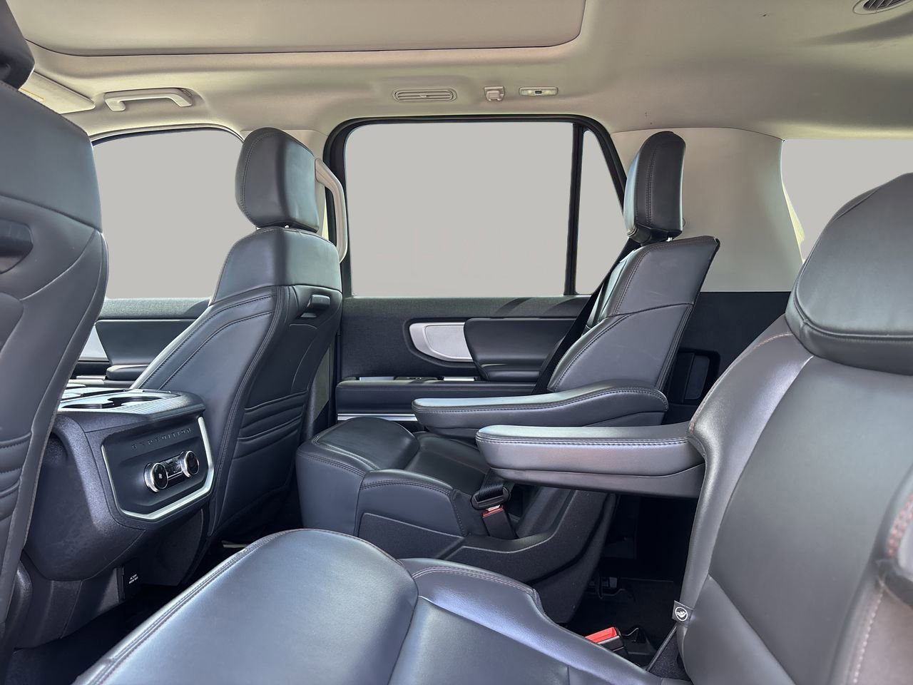 Used 2025 Ford Expedition Max Active image 18